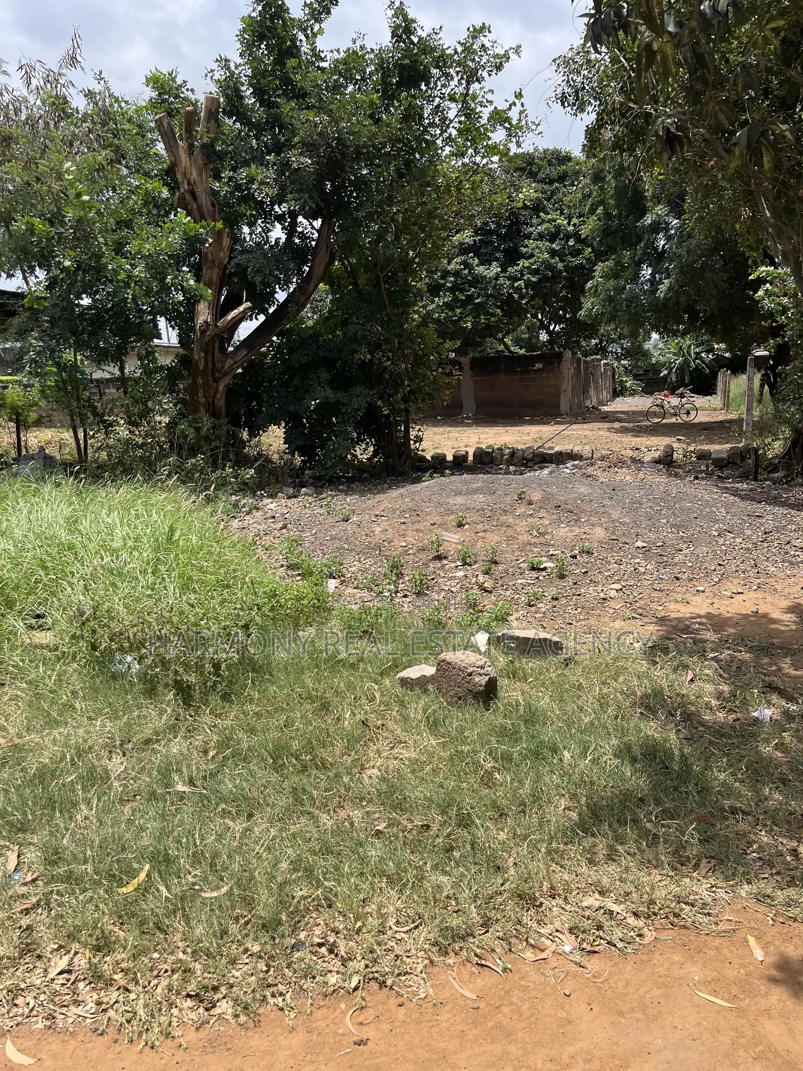 3plots Forsale -Airport