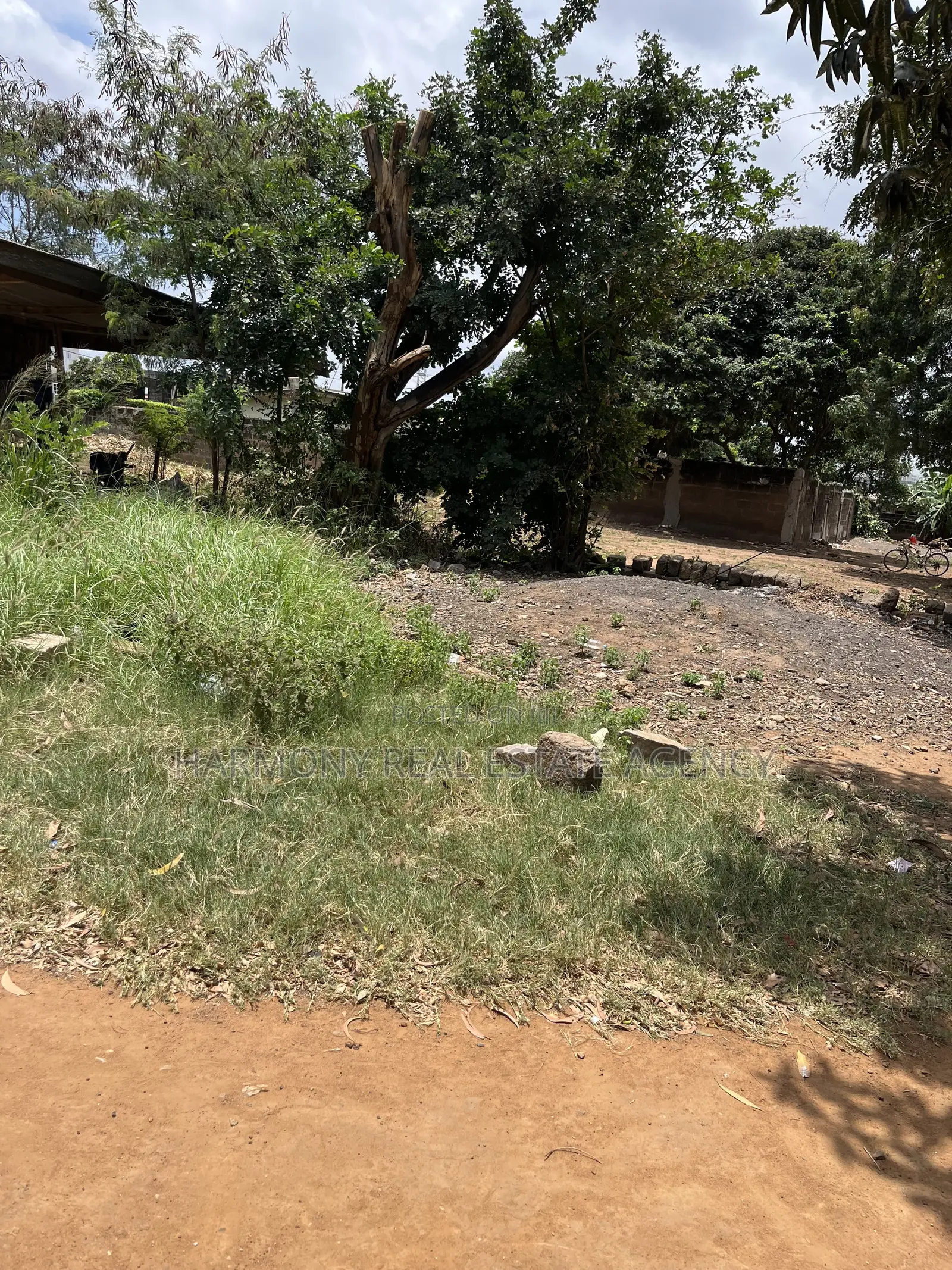 3plots Forsale -Airport