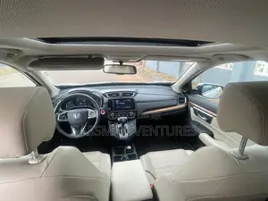 Honda CR-V EX-L AWD 2019 Gold