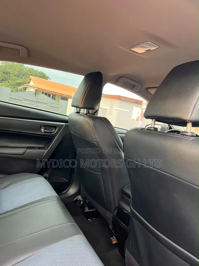 Toyota Corolla S 4dr Sedan (1.8L 4cyl CVT) 2016 Black