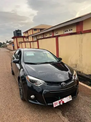 Toyota Corolla S 4dr Sedan (1.8L 4cyl CVT) 2016 Black