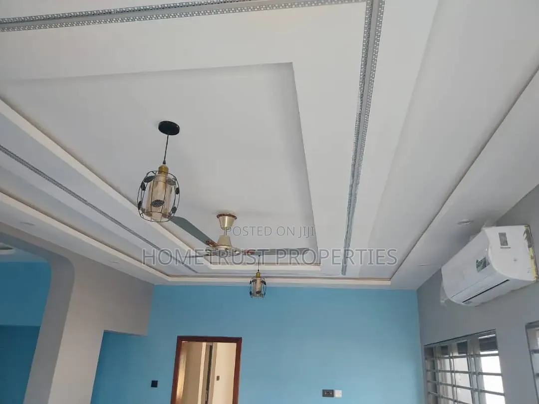6bdrm Duplex in Asylum Down, Happy FM Area for rent
