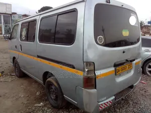 Nissan Caravan (Urvan) 2021 Grey