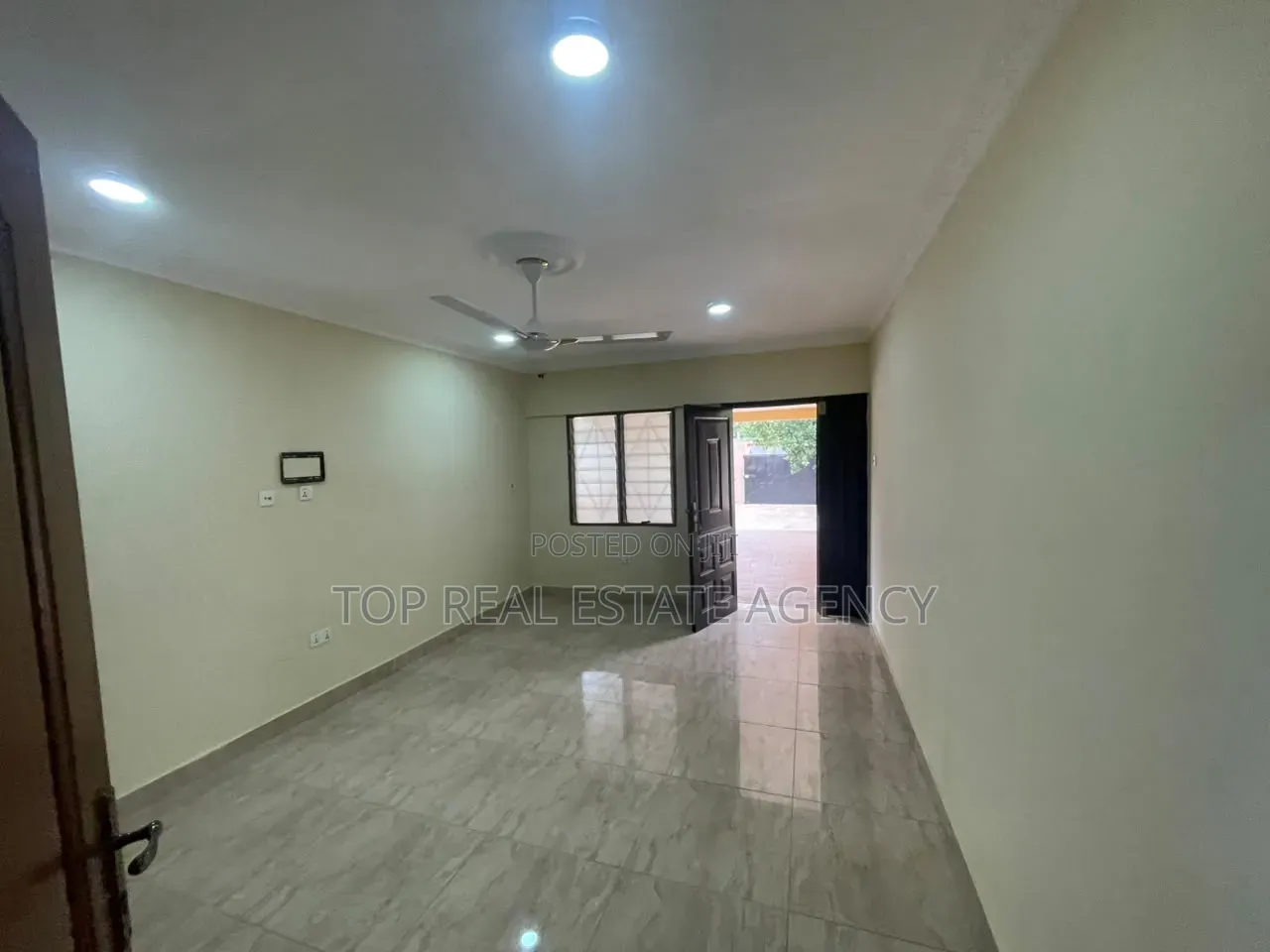 2bdrm Apartment in Around Deeper Life, Abrantie for rent