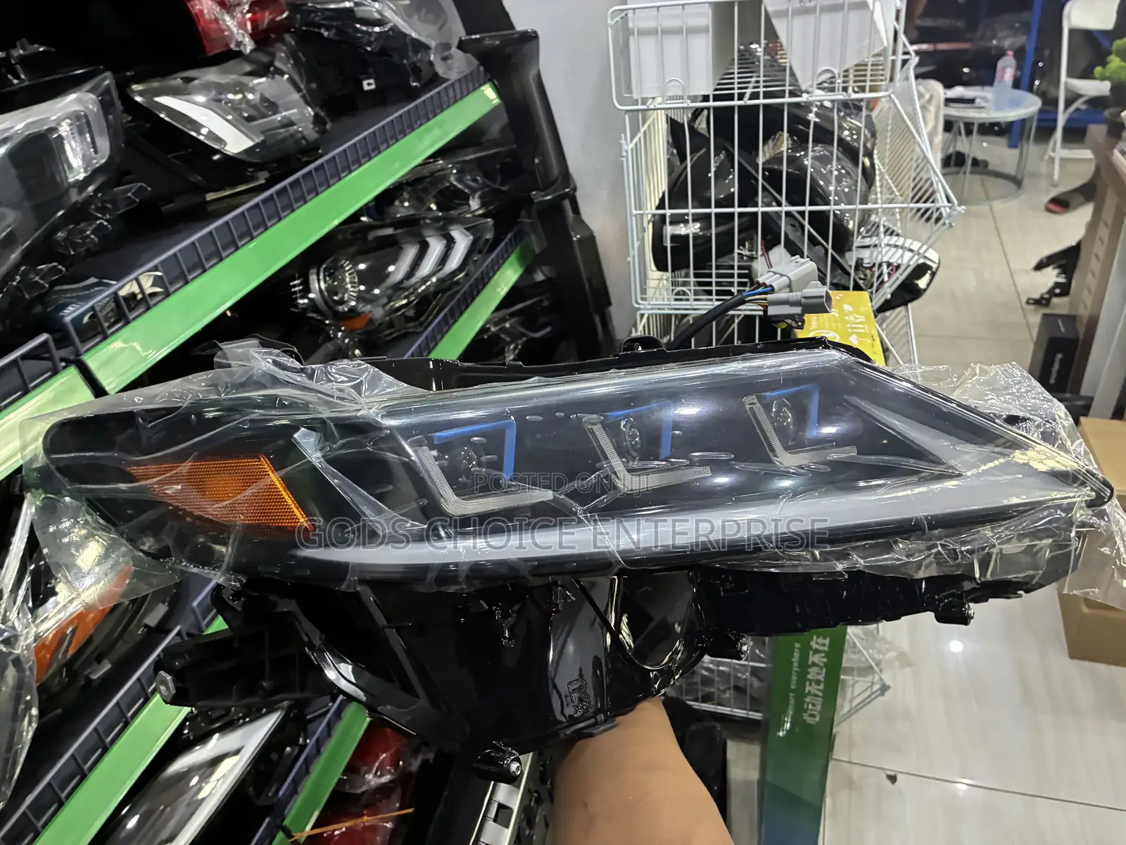 Headlight Camry 2020-2021-Qokes