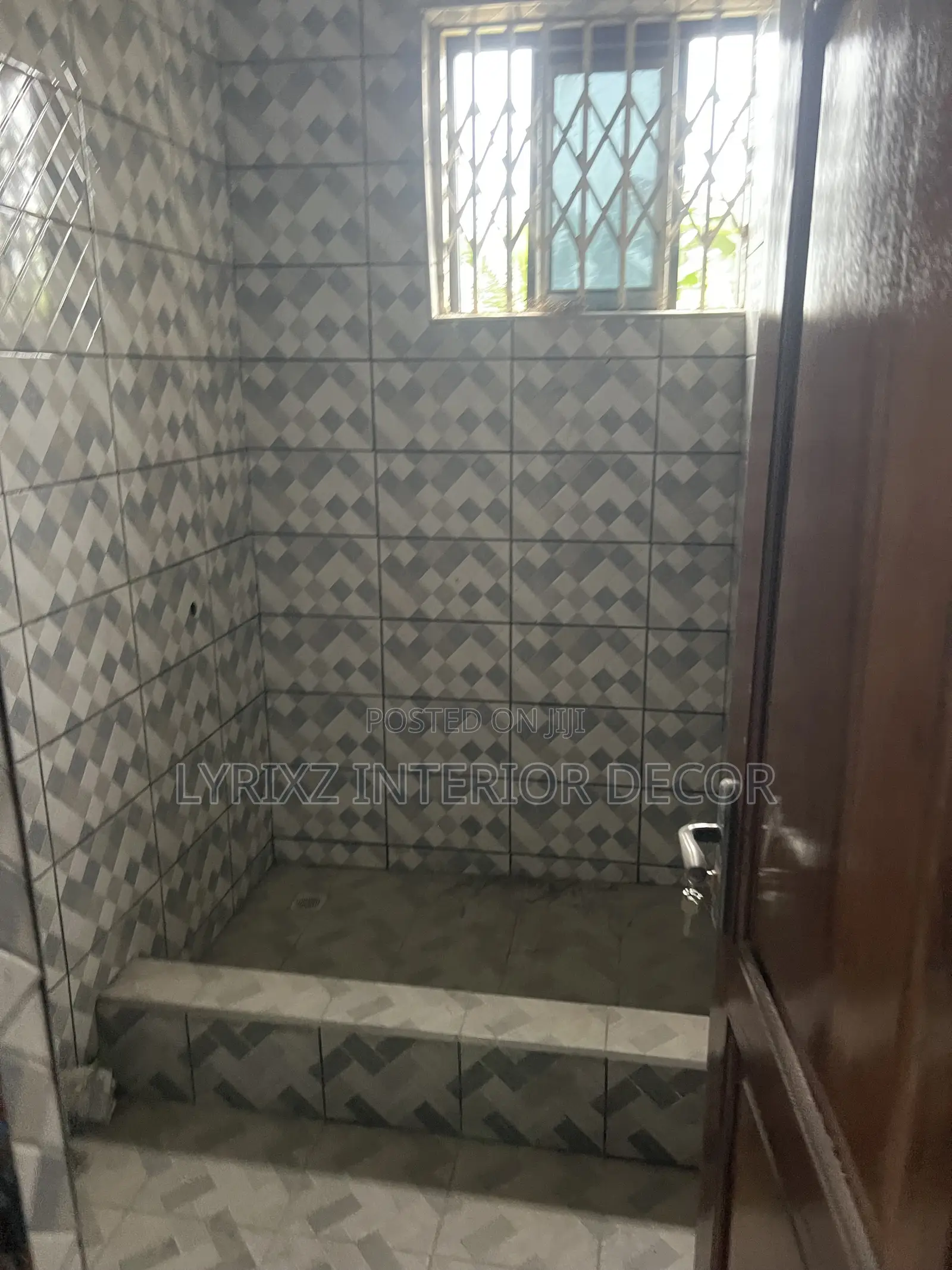 2bdrm Apartment in Diabene Ridge, Takoradi for rent