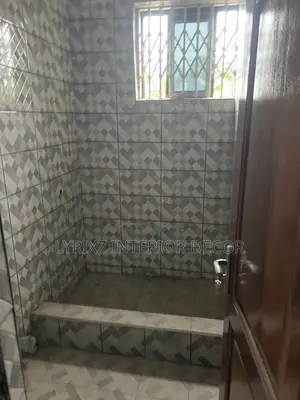 2bdrm Apartment in Diabene Ridge, Takoradi for rent