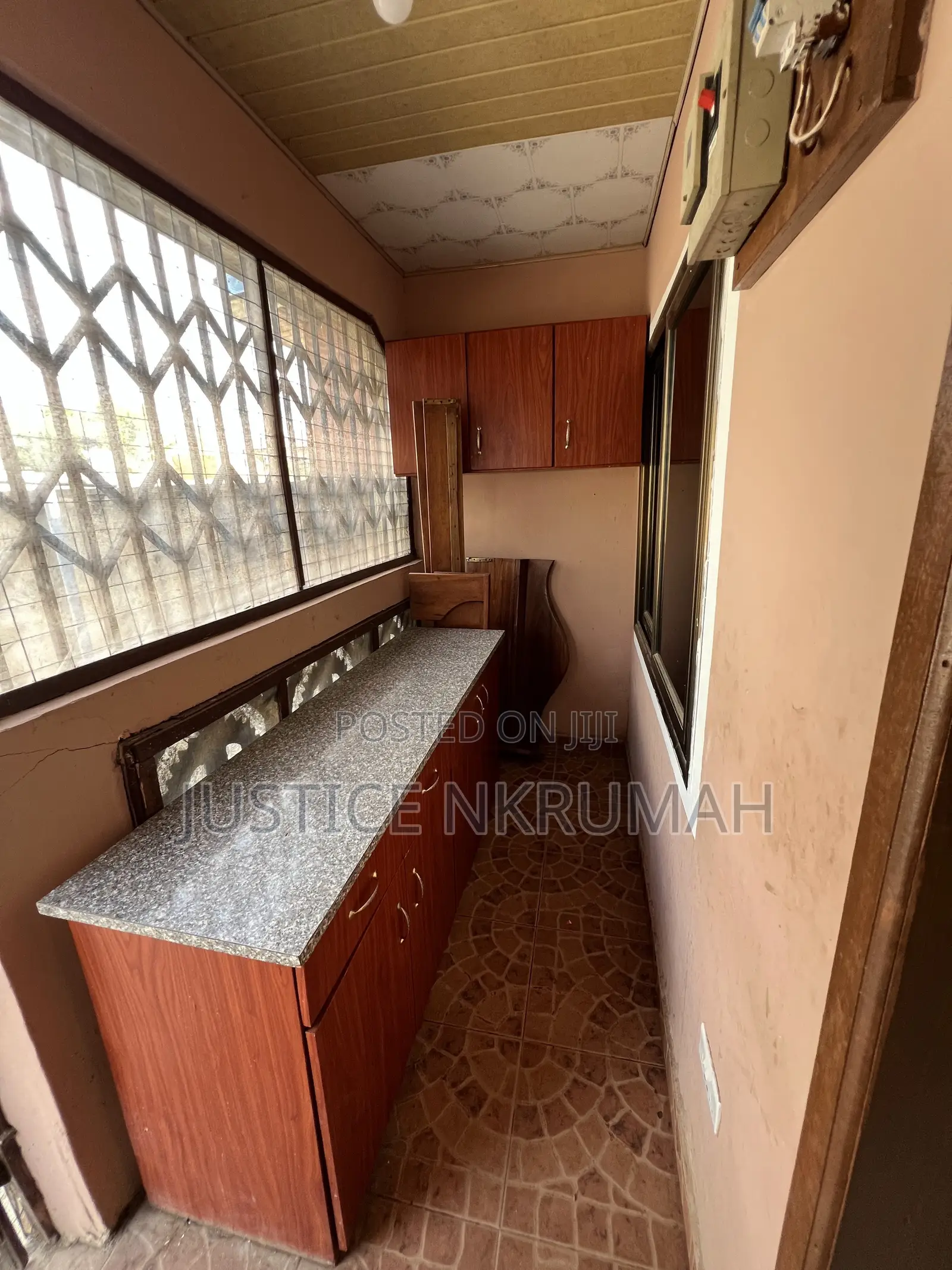1bdrm Apartment in Old Barrier for rent