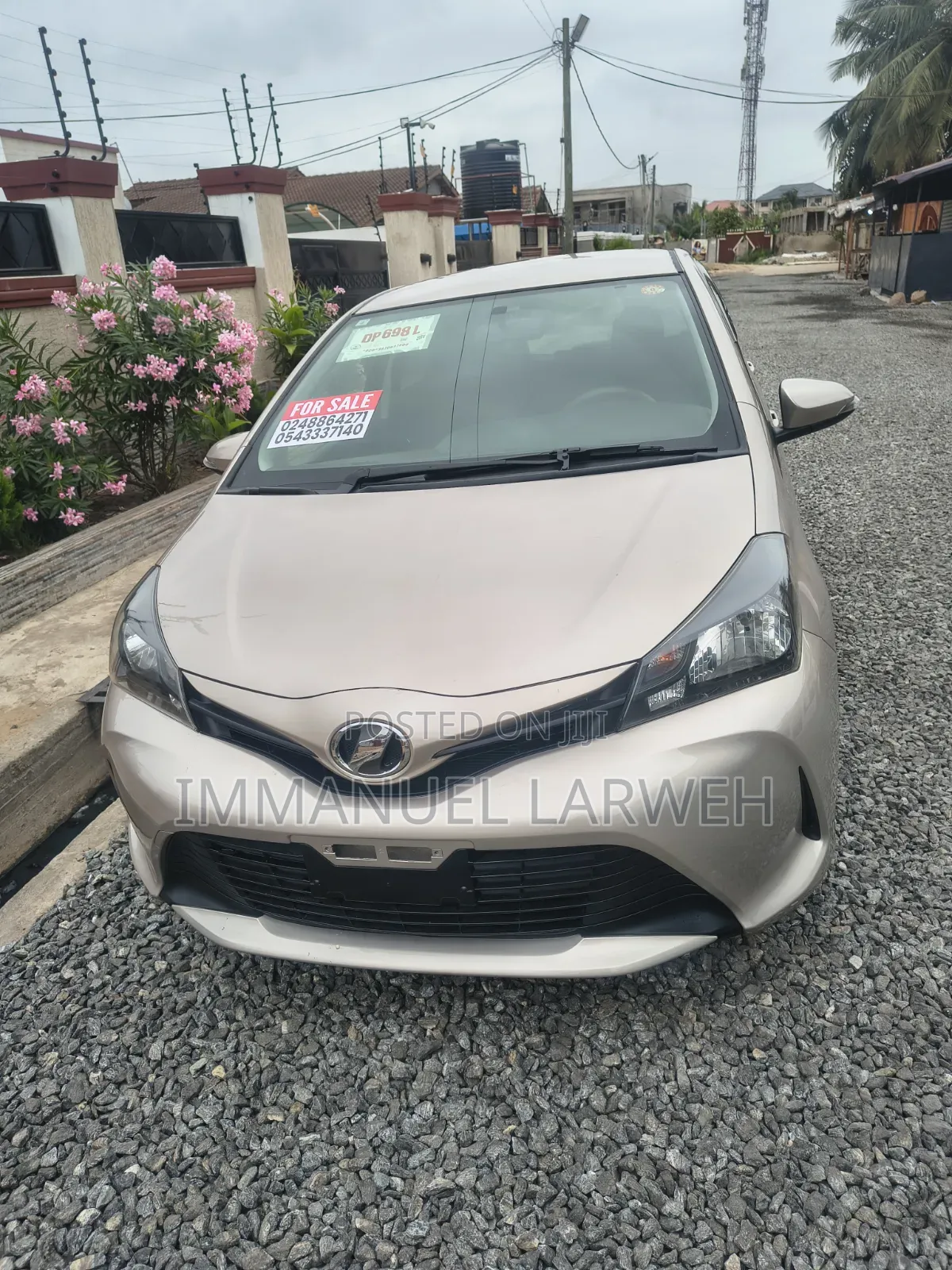 Toyota Vitz 1.3 AWD 3dr 2016 Gold