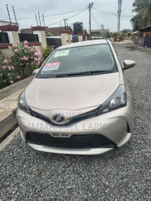 Toyota Vitz 1.3 AWD 3dr 2016 Gold