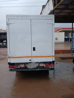 Mercedes-Benz Sprinter 2013 White