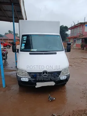 Mercedes-Benz Sprinter 2013 White