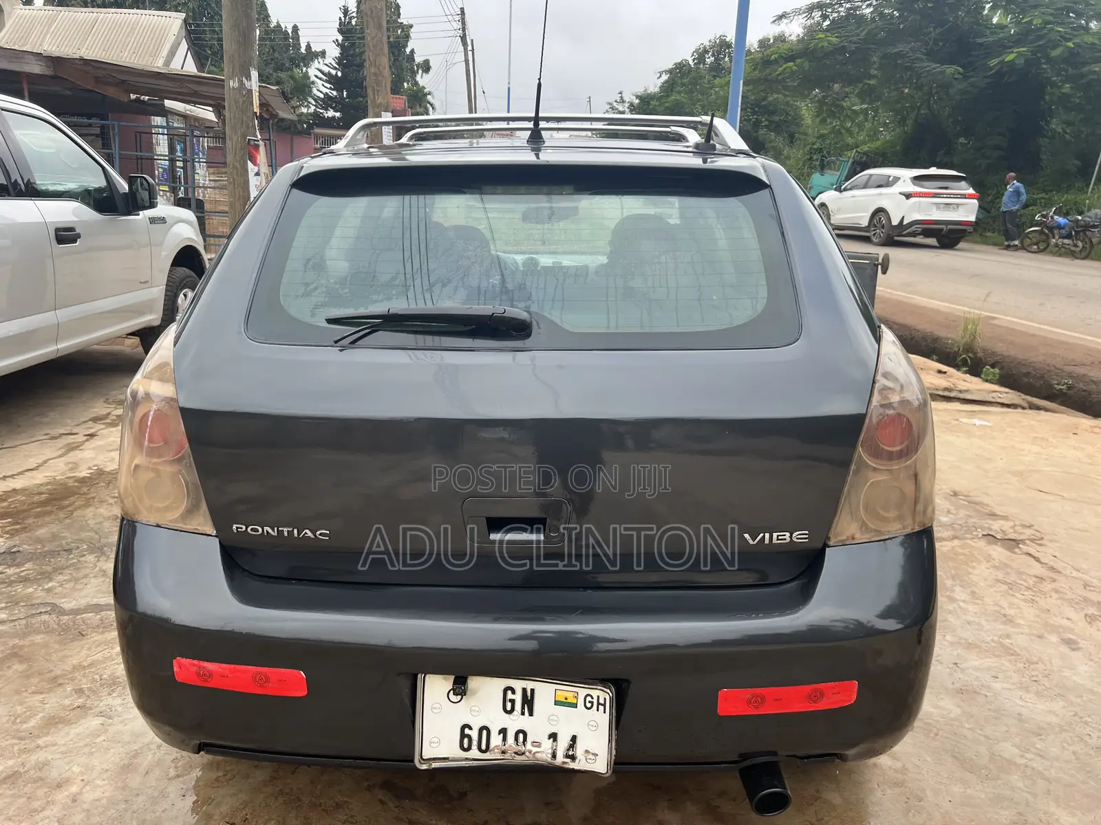 Pontiac Vibe 2010 Green