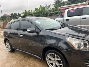 Pontiac Vibe 2010 Green
