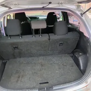 Toyota Vitz 1.3 AWD 3dr 2013 Silver