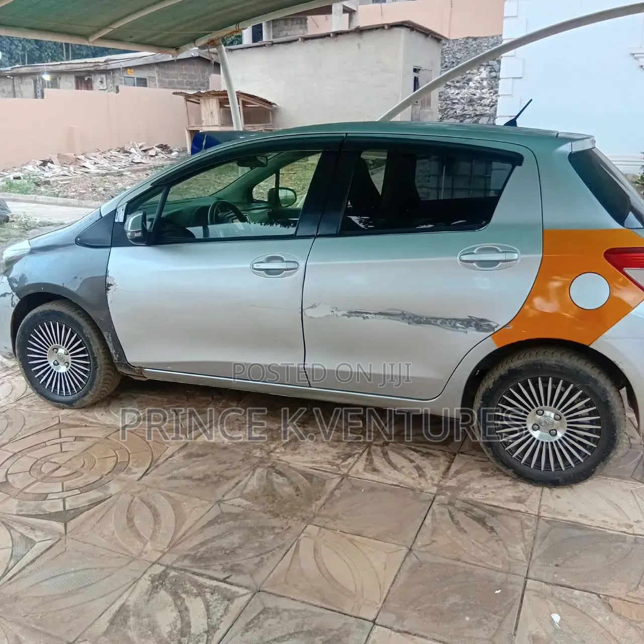 Toyota Vitz 1.3 AWD 3dr 2013 Silver