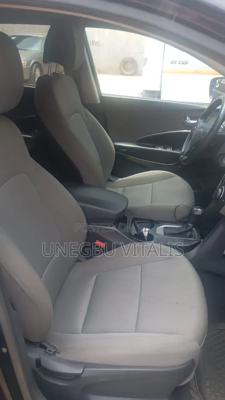 Hyundai Santa Fe Sport 2013 Black