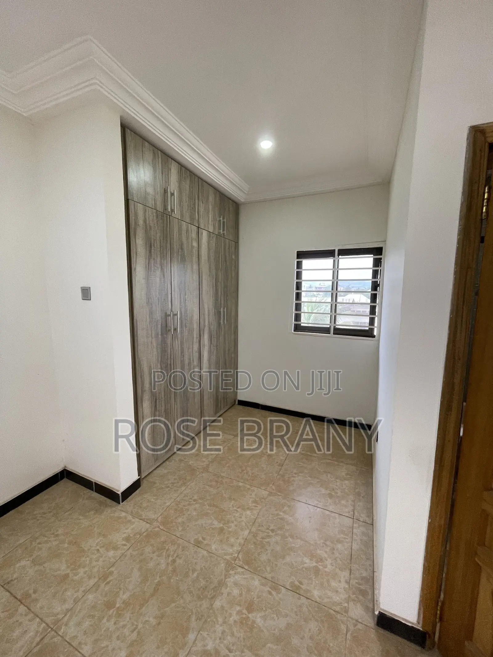 4bdrm House in Accra Metropolitan for sale