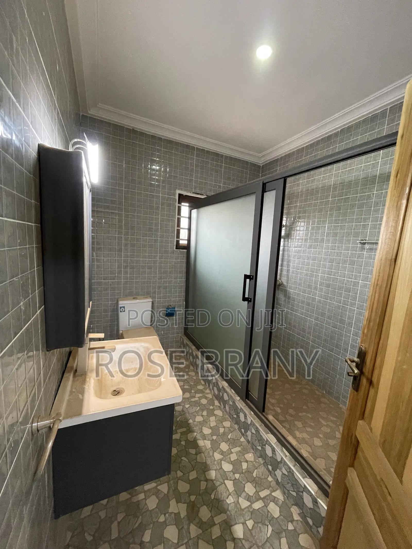 4bdrm House in Accra Metropolitan for sale
