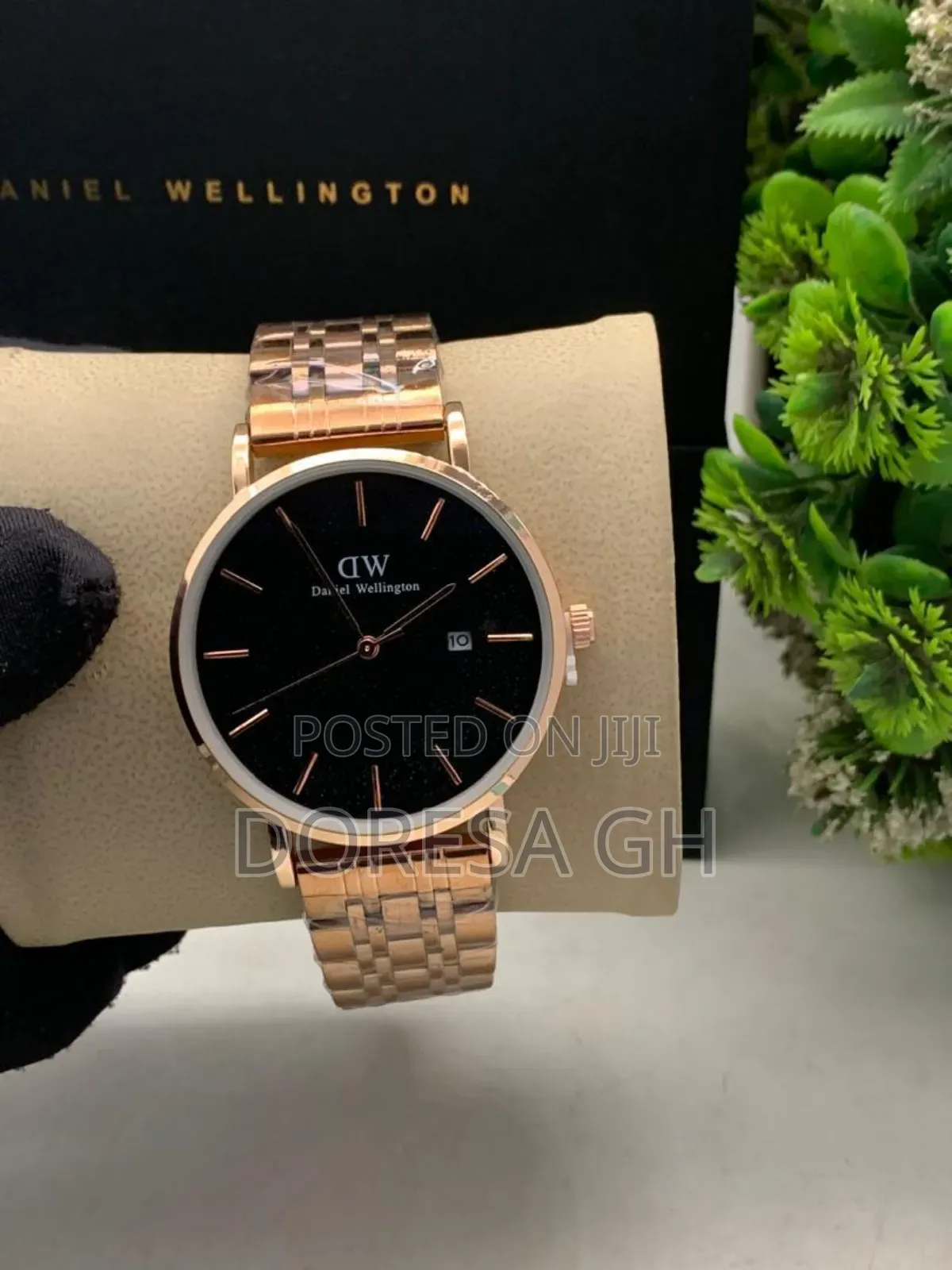 Daniel Wellington Metal Strap Watch–Unisex Designer Watch Gh