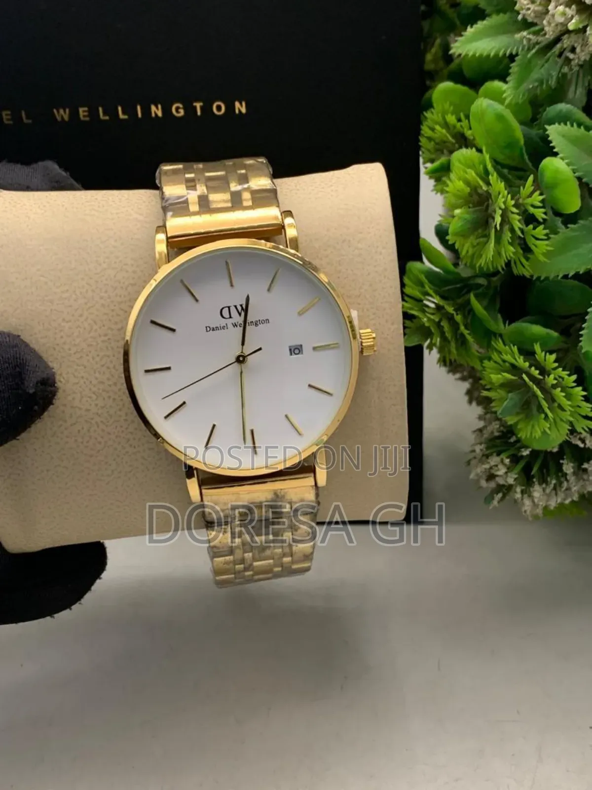 Daniel Wellington Metal Strap Watch–Unisex Designer Watch Gh