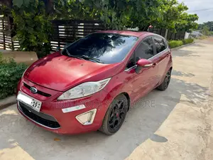 Ford Fiesta SES 2011 Red
