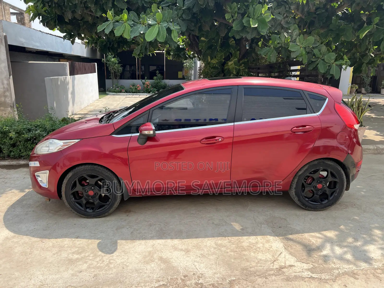 Ford Fiesta SES 2011 Red