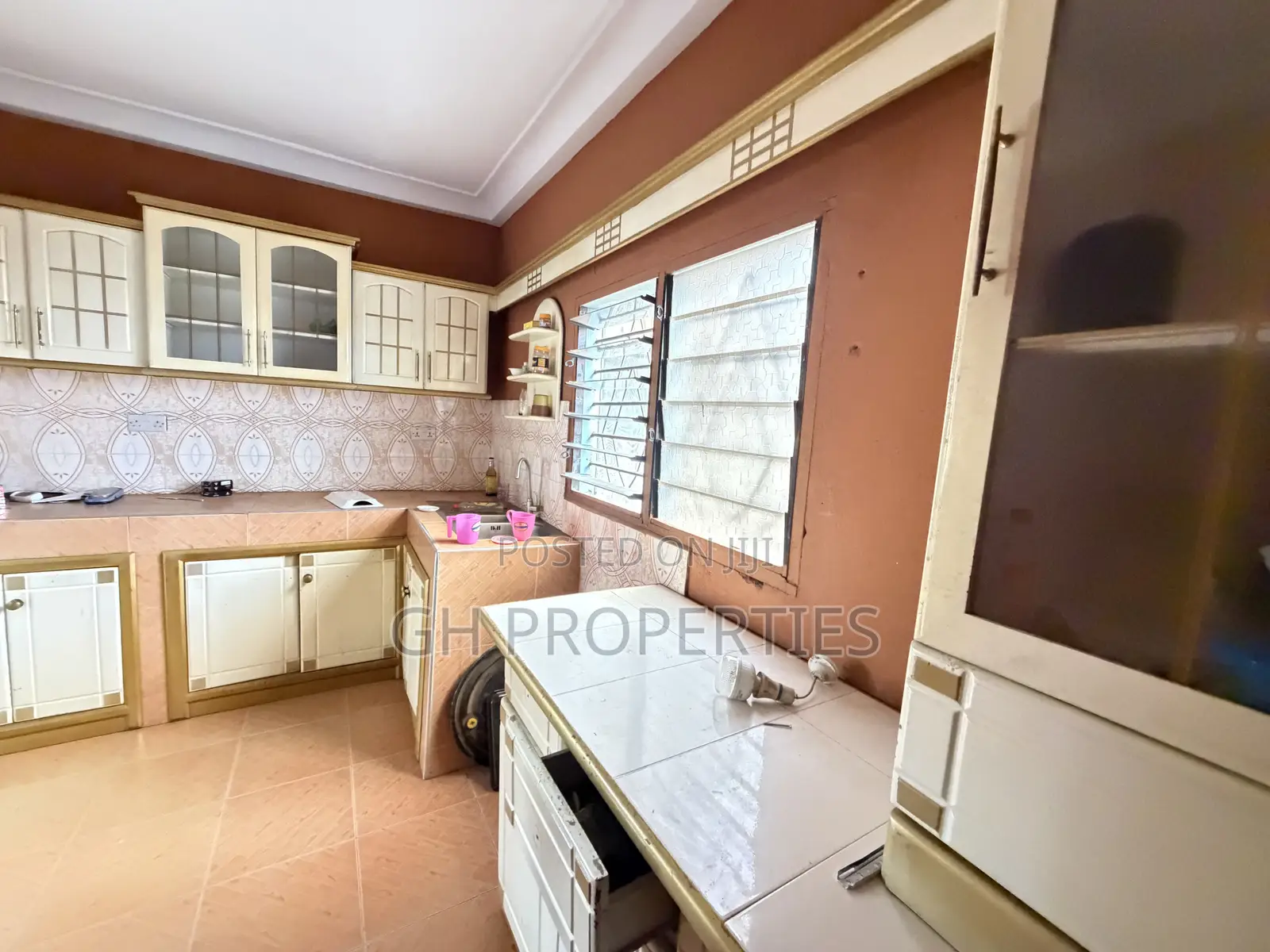 2bdrm Apartment in Wood Village Area., Kumasi Metropolitan for rent