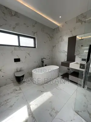 4bdrm House in East Legon for sale