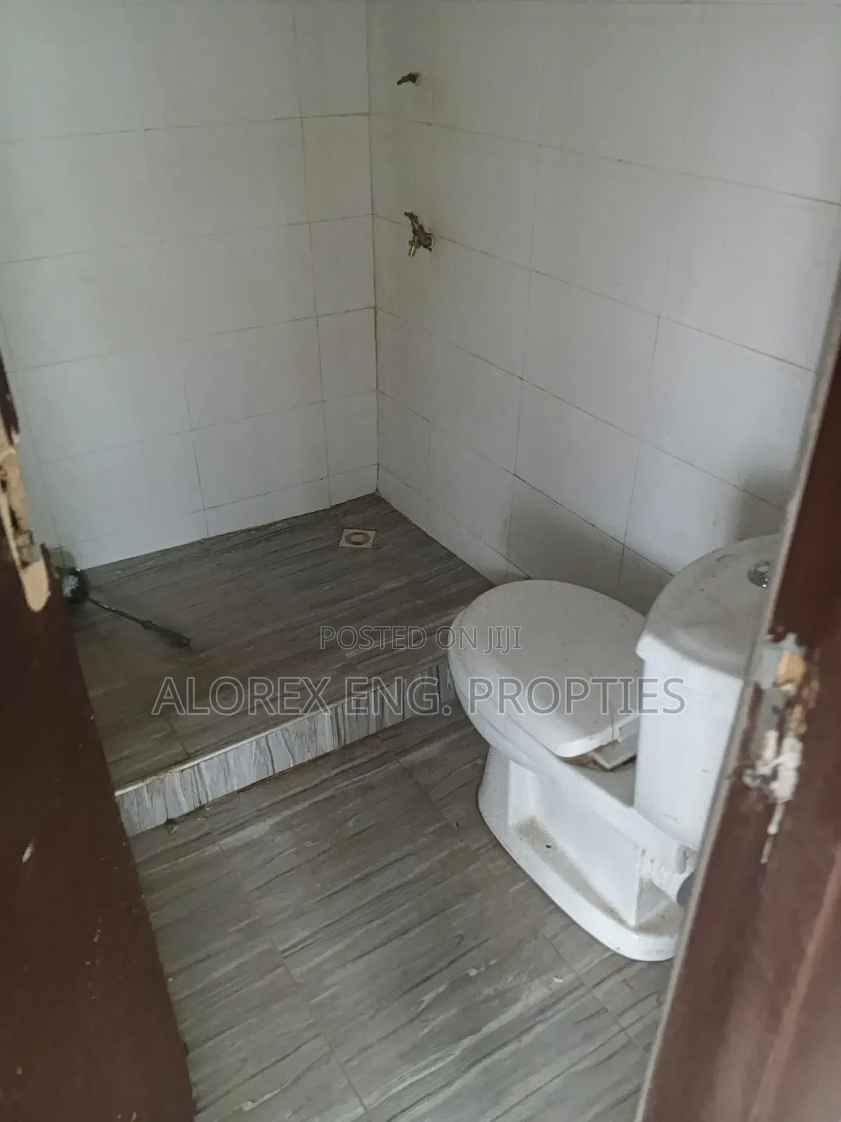 2bdrm Apartment in Adenta Foster Home, Frafraha for rent