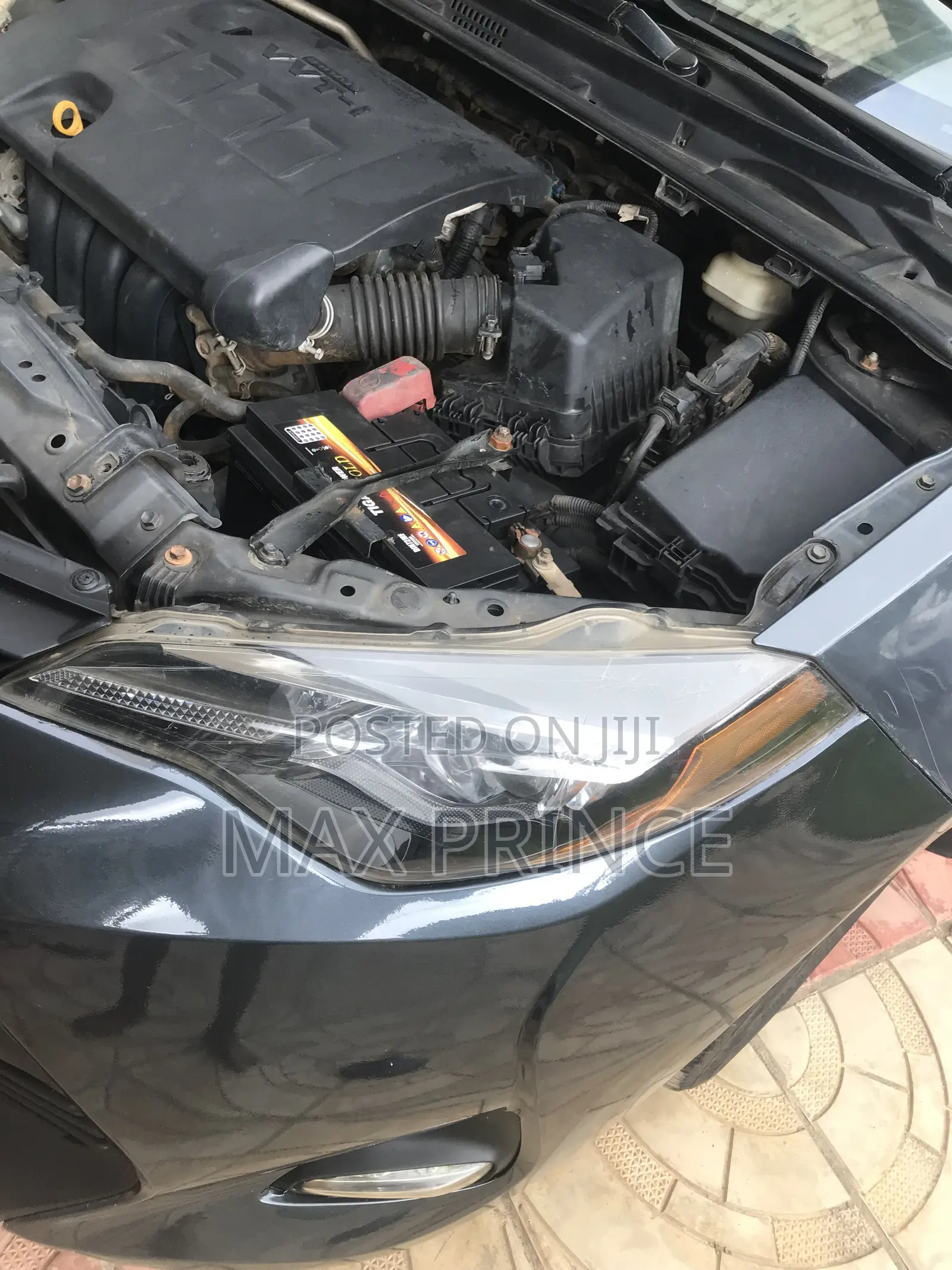 Toyota Corolla LE Eco (1.8L 4cyl 2A) 2019 Gray
