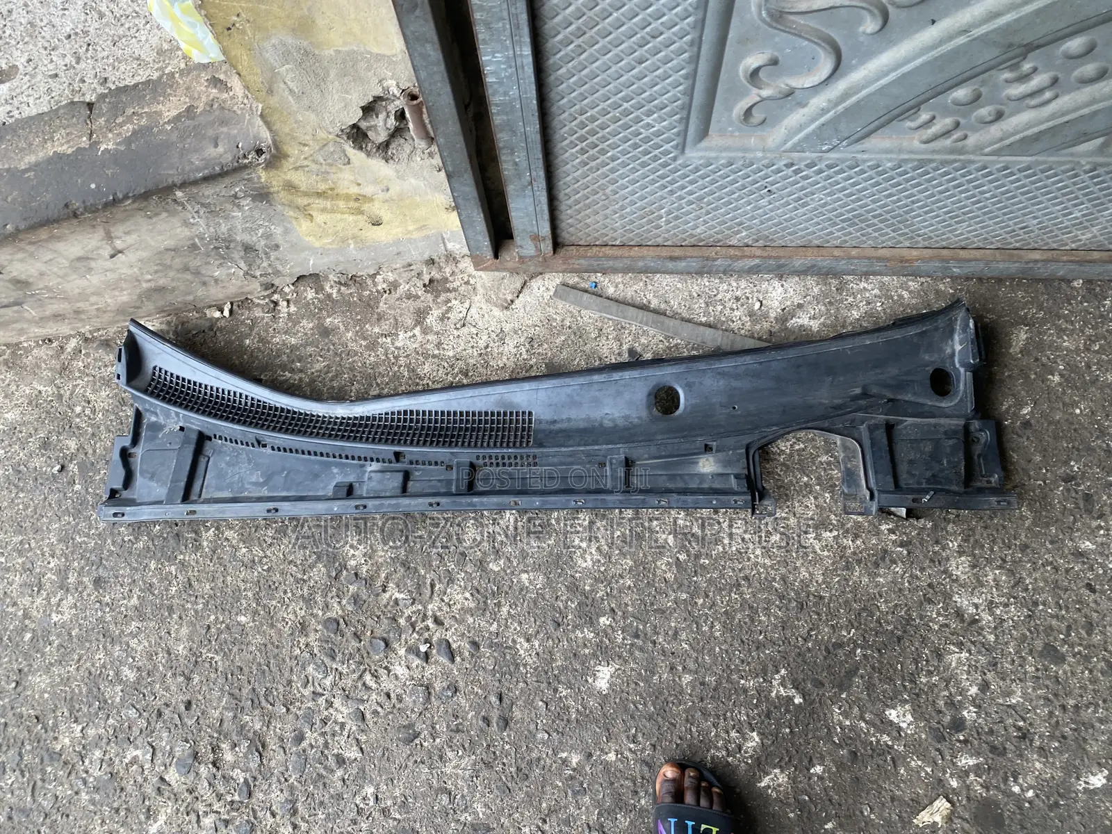 Toyota Corolla 2014 2015 2016 2017 Wiper Panel