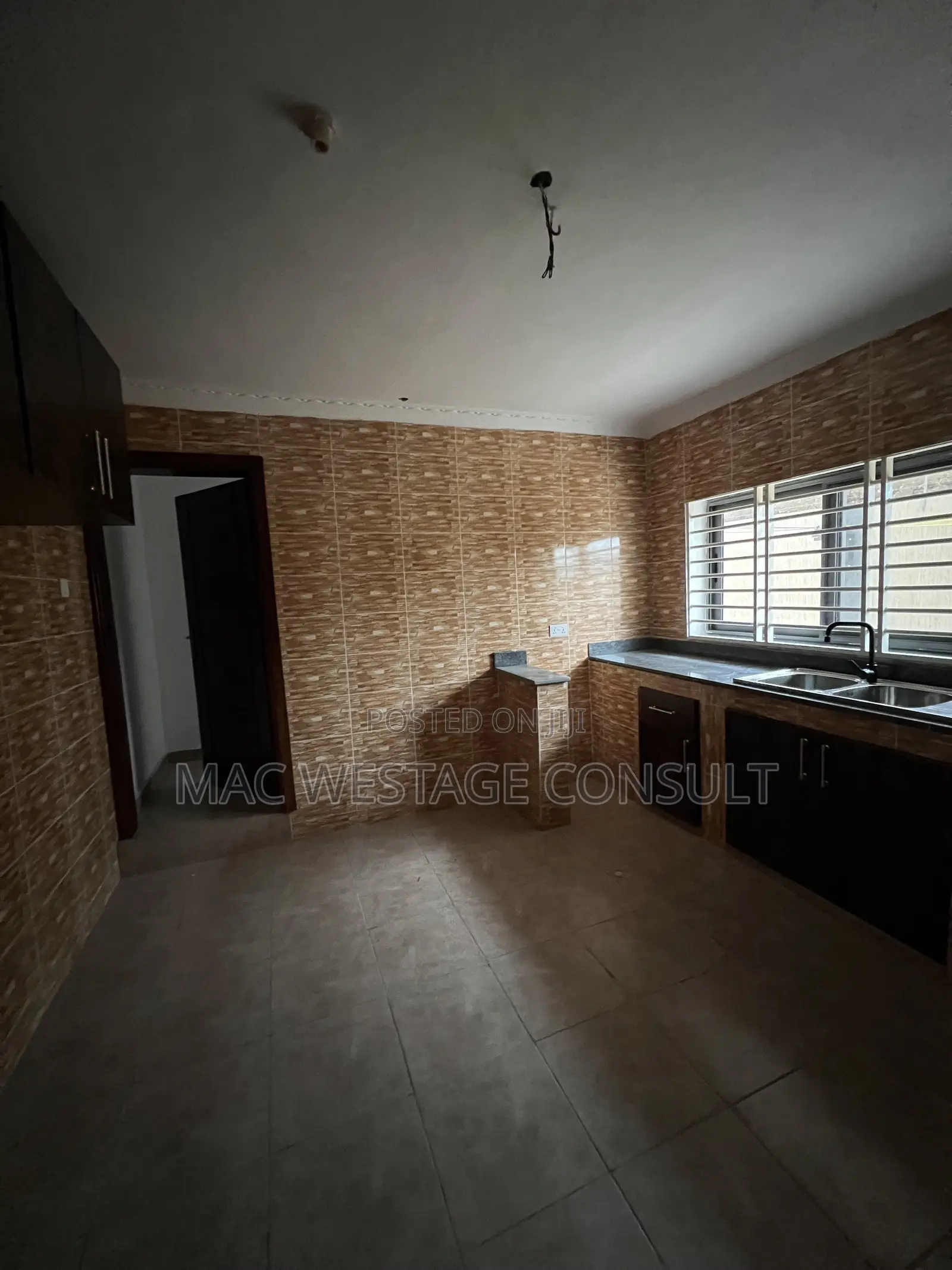 2bdrm Apartment in Oyarifa Mall Area for rent