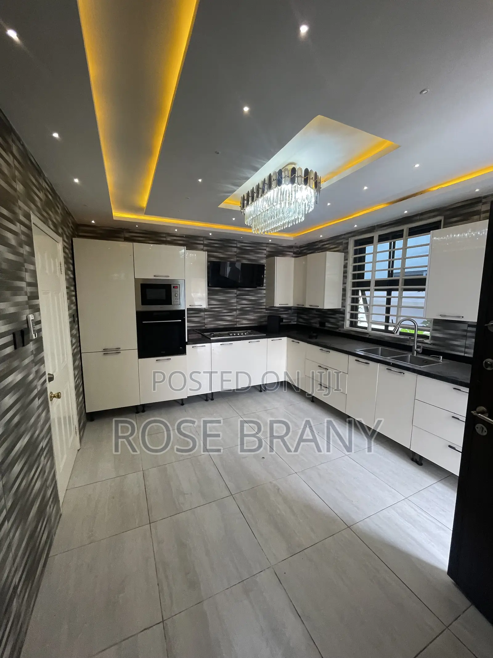 4bdrm House in Accra Metropolitan for rent