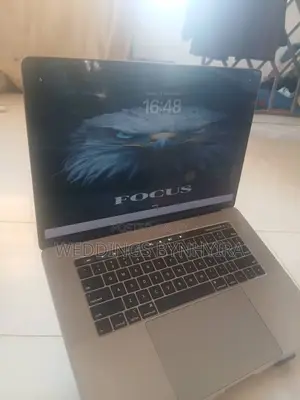 Laptop Apple MacBook Pro 2019 16GB Intel Core i7 SSD 16 GB
