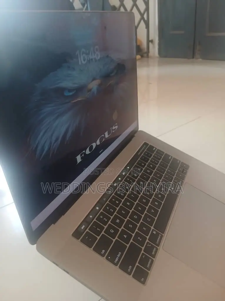 Laptop Apple MacBook Pro 2019 16GB Intel Core i7 SSD 16 GB