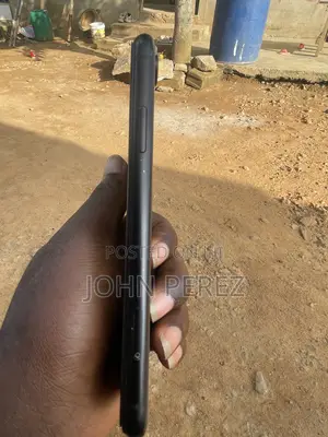 Apple iPhone XR 64 GB Black