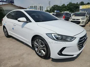 Hyundai Avante 2018 White