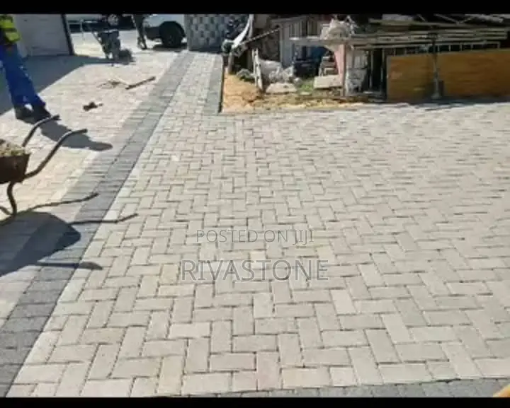 Pavement Blocks Allow Cost and Tiles Installer