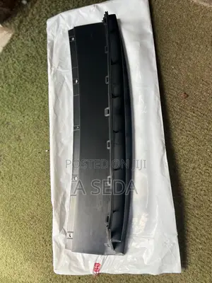 Honda Civic Front Bumper Grill Down, 2016 20 17, 2018 Brand New