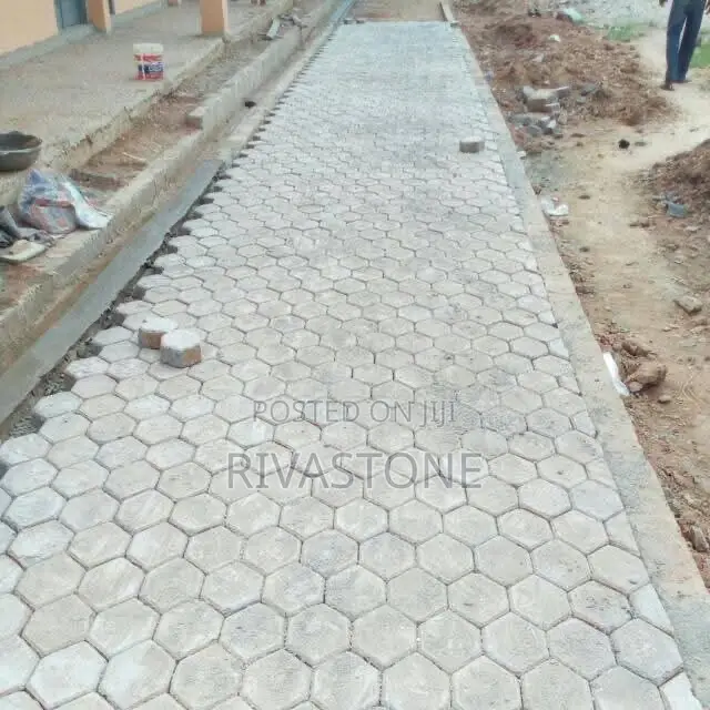 Pavement Blocks Allow Cost and Tiles Installer