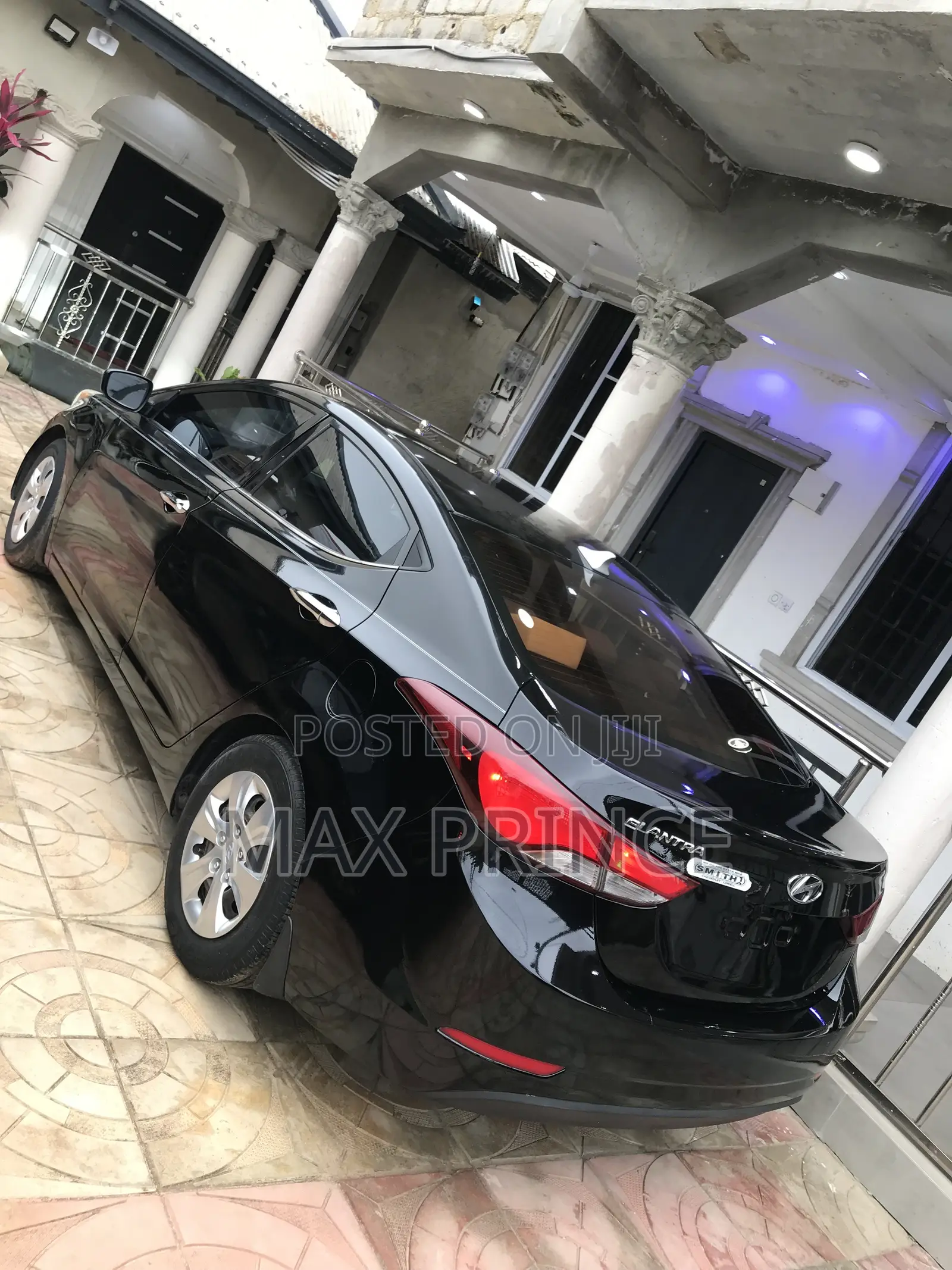 Hyundai Elantra SE Sedan FWD (1.8L 4cyl 6A) 2016 Black