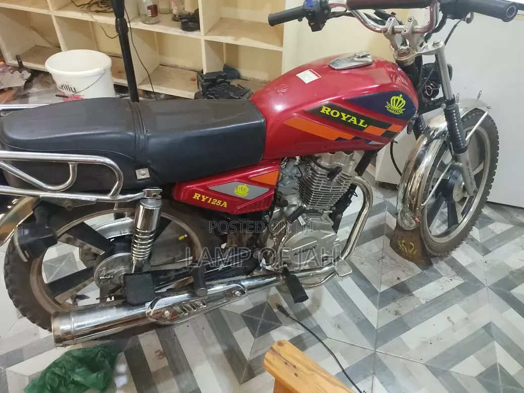 Royal RY125 2025 Red