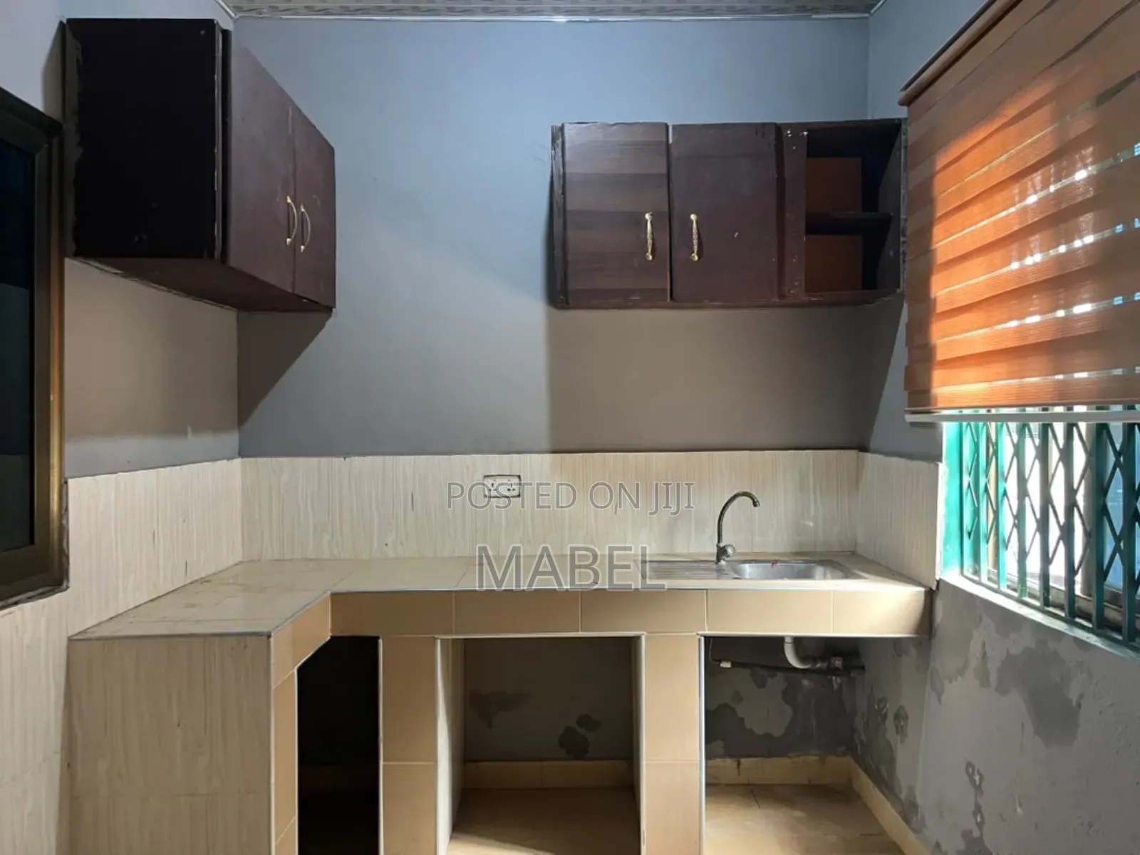 1bdrm Apartment in House'S, Property, Ablekuma for rent