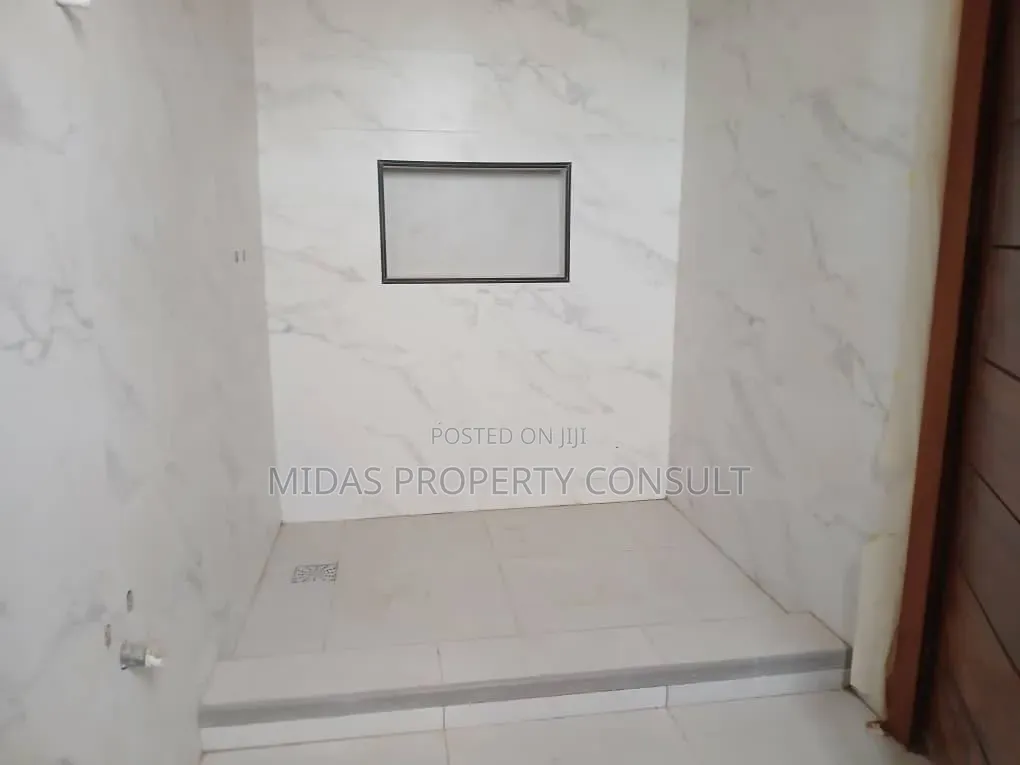 3bdrm House in East Legon Hills, Lake Side Estate for sale