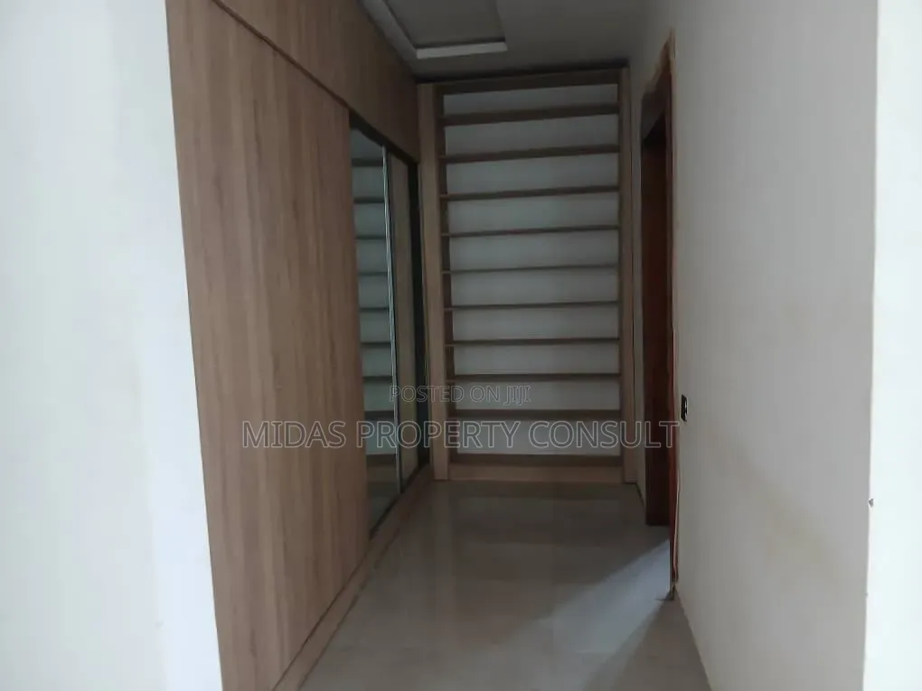 3bdrm House in East Legon Hills, Lake Side Estate for sale