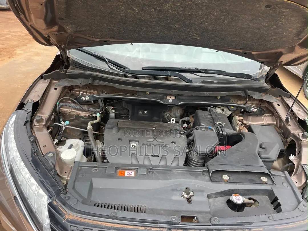 New Mitsubishi Eclipse Cross 2024 Brown