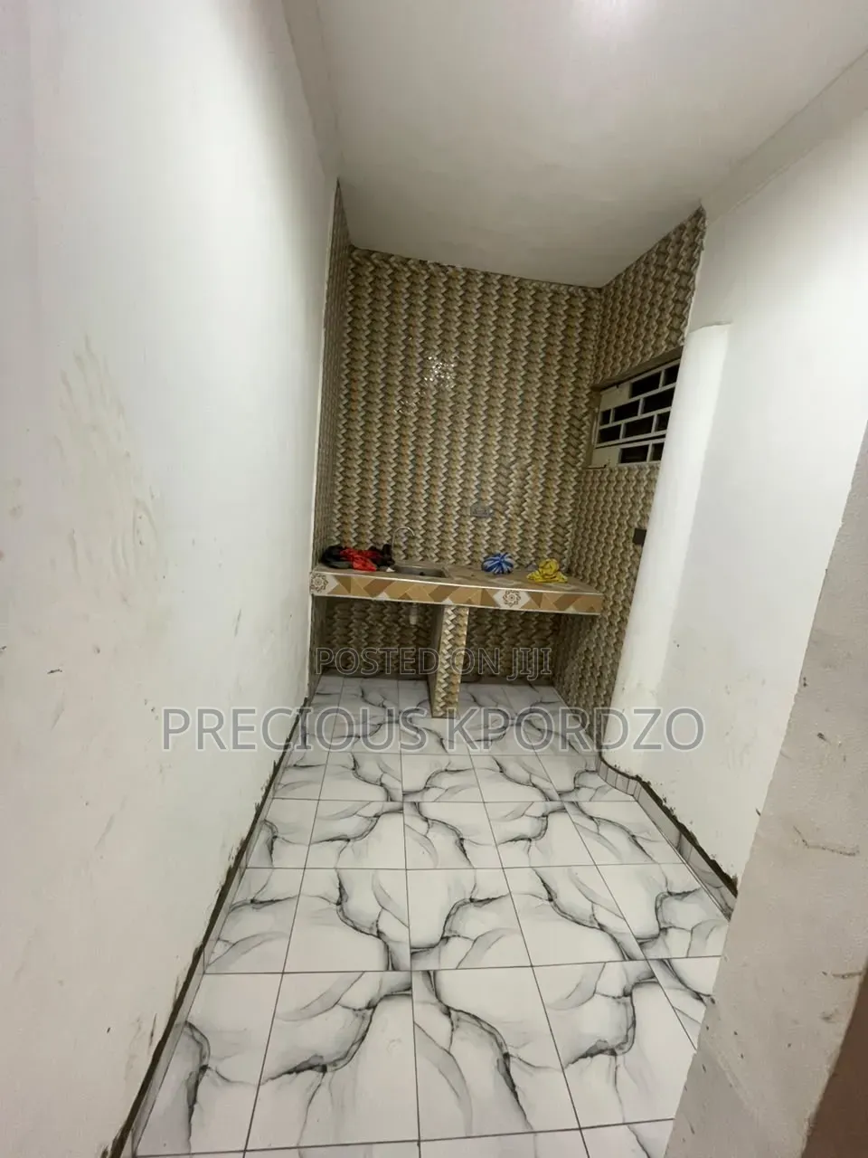 2bdrm Apartment in Adenta Commandos for rent