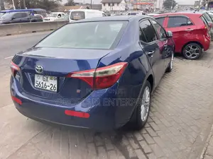Toyota Corolla S 4dr Sedan (1.8L 4cyl CVT) 2015 Blue