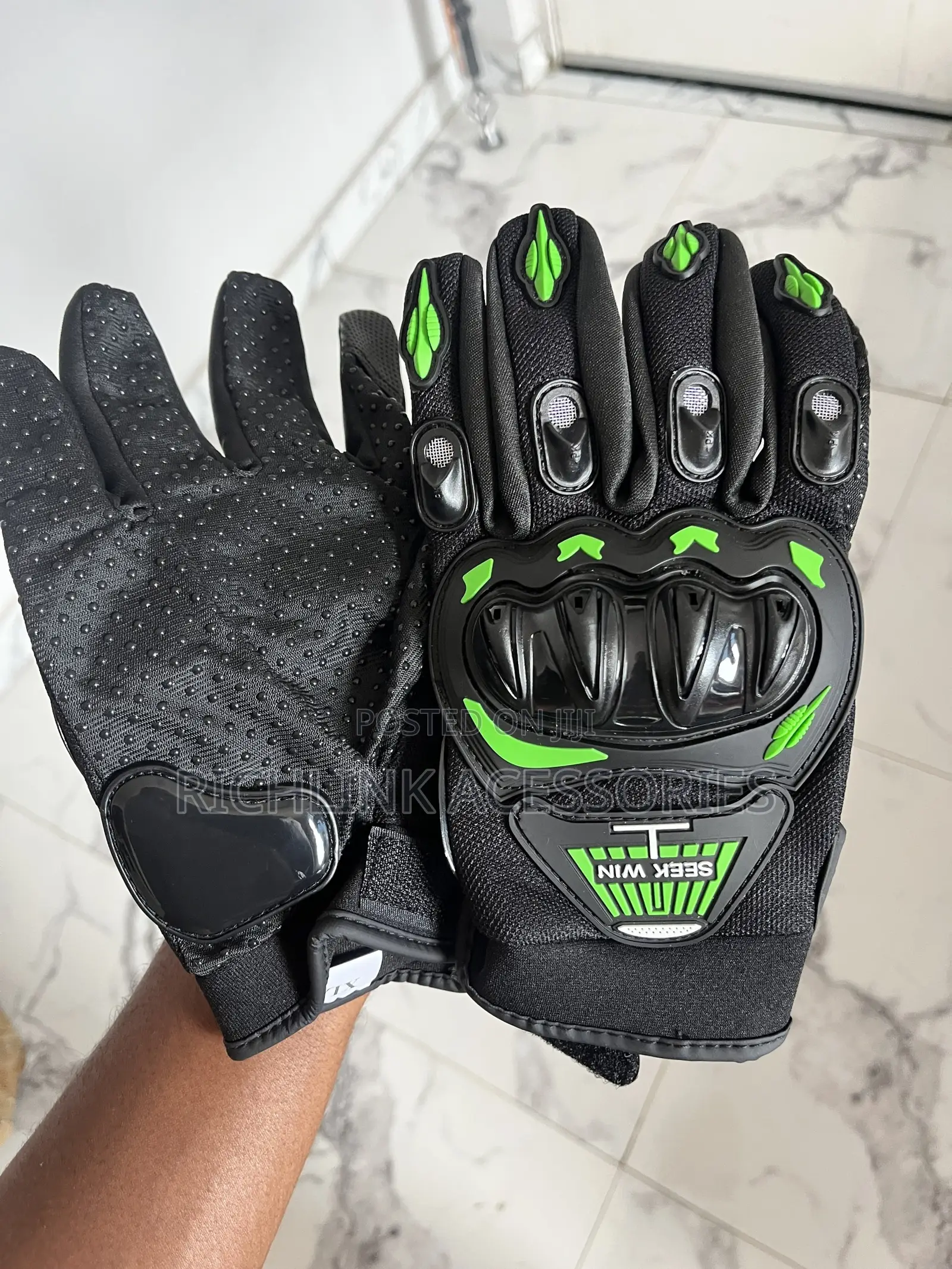 Riding Gloves